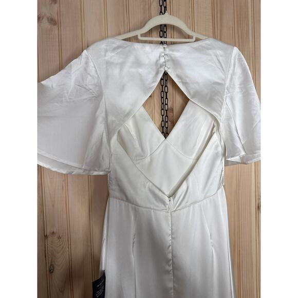 NWT Lulus Elegant Confidence White Satin Flutter Sleeve Cutout Maxi Dress Size M - Picture 9 of 11